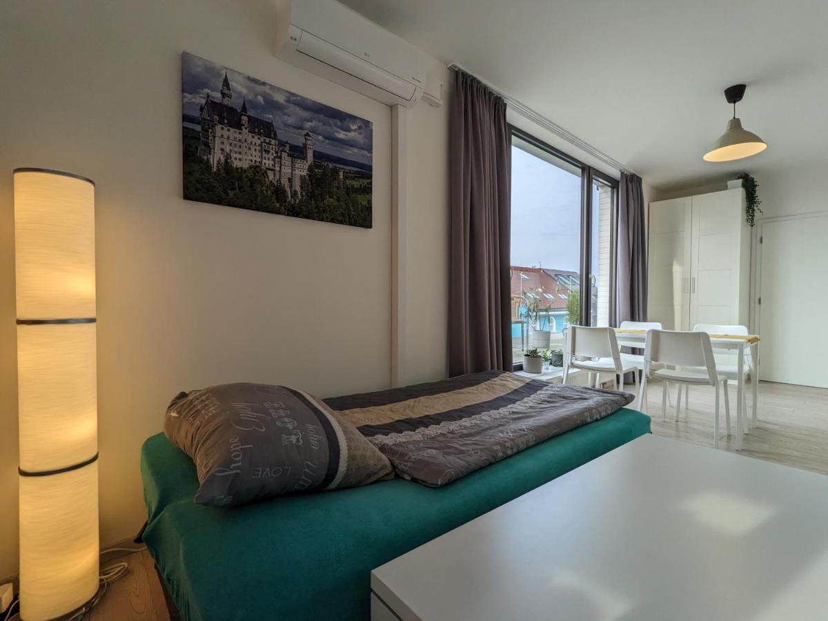 Cozy Apartment With Big Terrace In Central Prague - Karlin Esterno foto