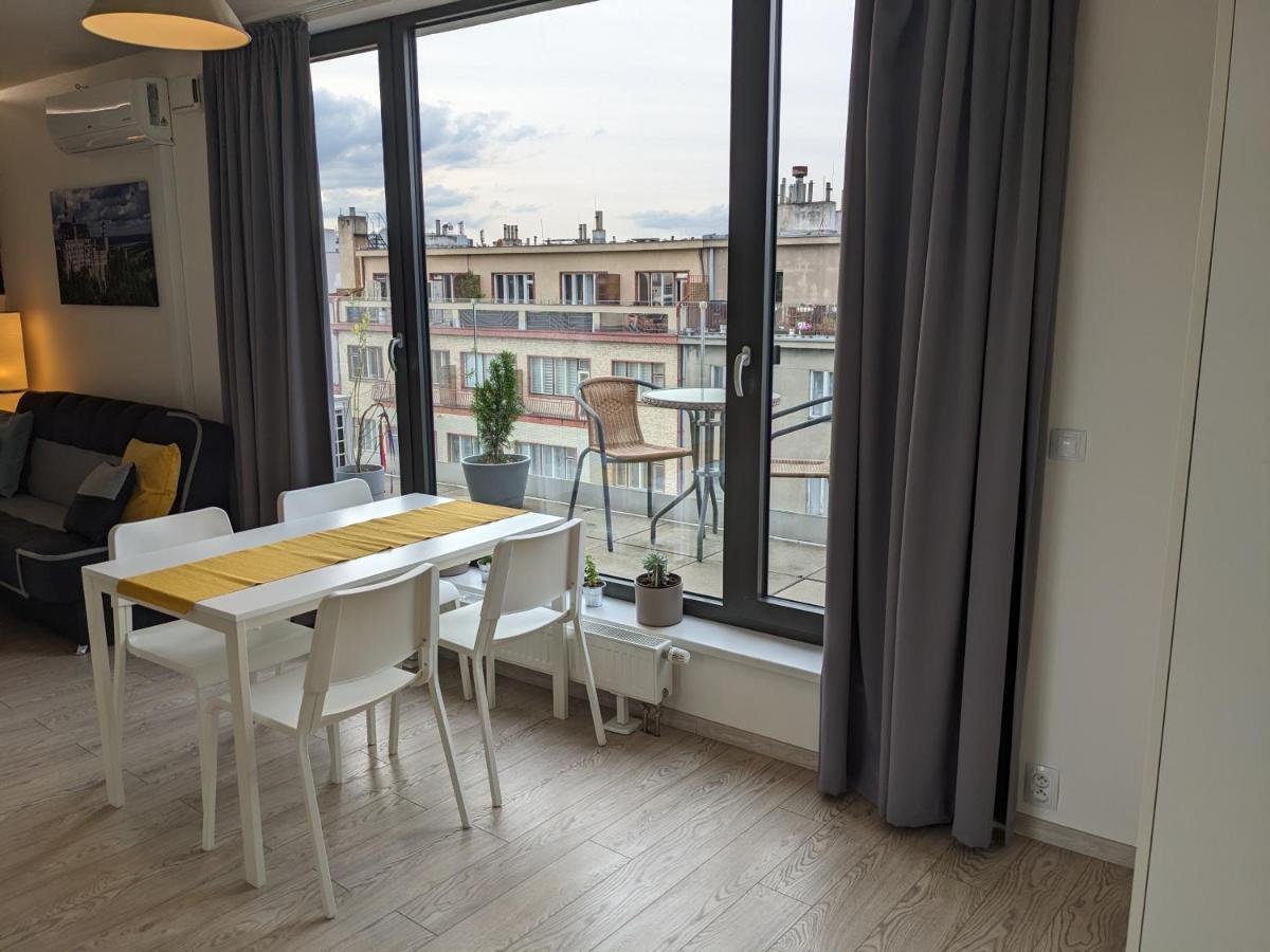Cozy Apartment With Big Terrace In Central Prague - Karlin Esterno foto